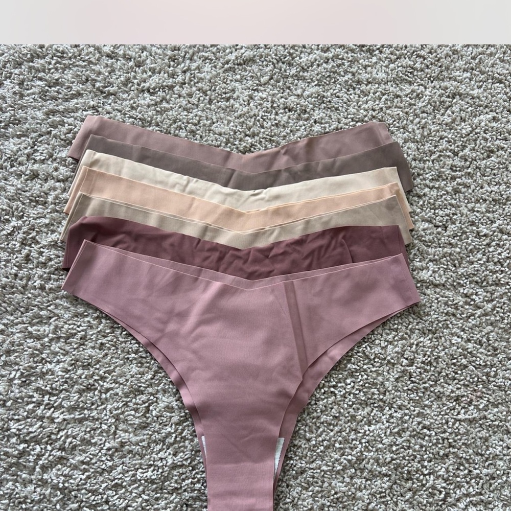 Set of Seamless Thong Panties